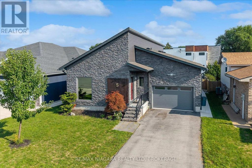 5 Heron Pointe Road, Port Colborne (sugarloaf)