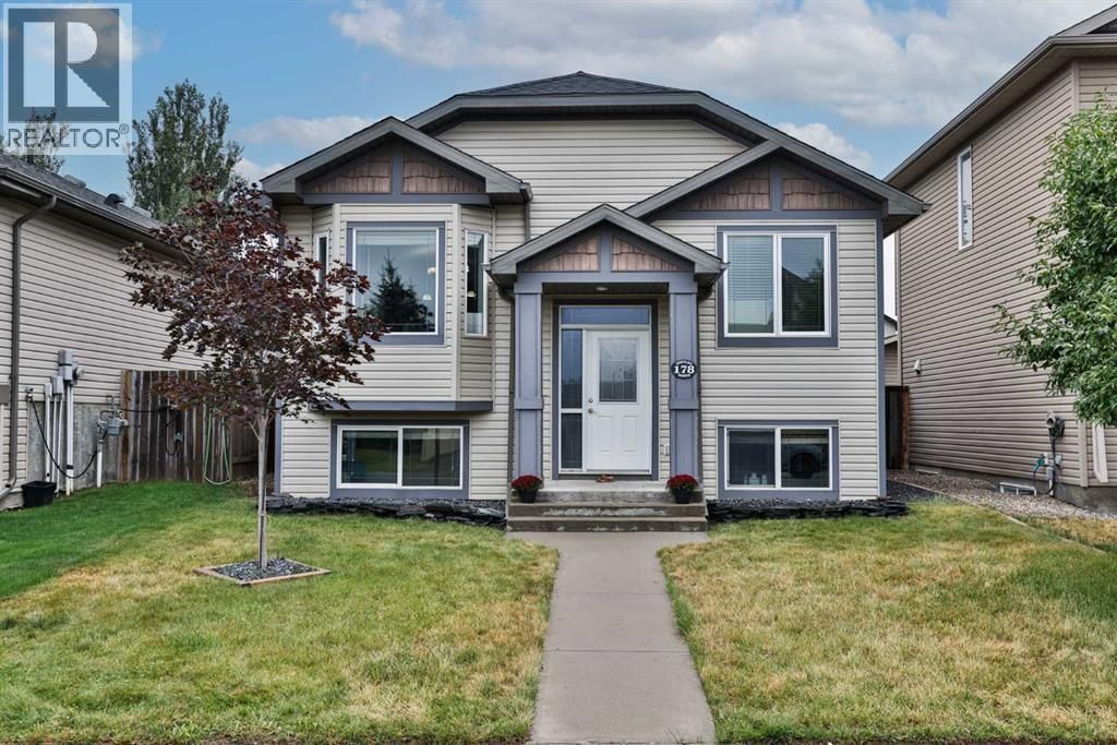 178 Silkstone Road W, Lethbridge