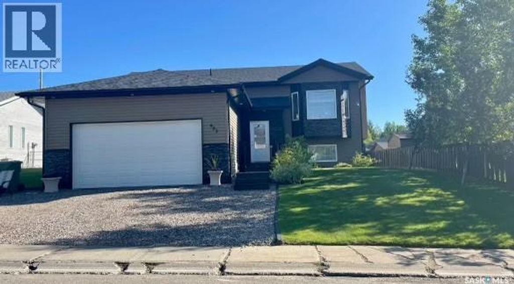 903 Sinotte Crescent, La Ronge