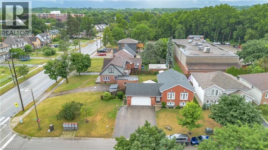 5 Passmore Court, Brantford