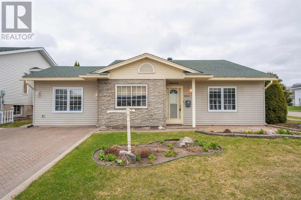 1015 Lake St, Sault Ste. Marie