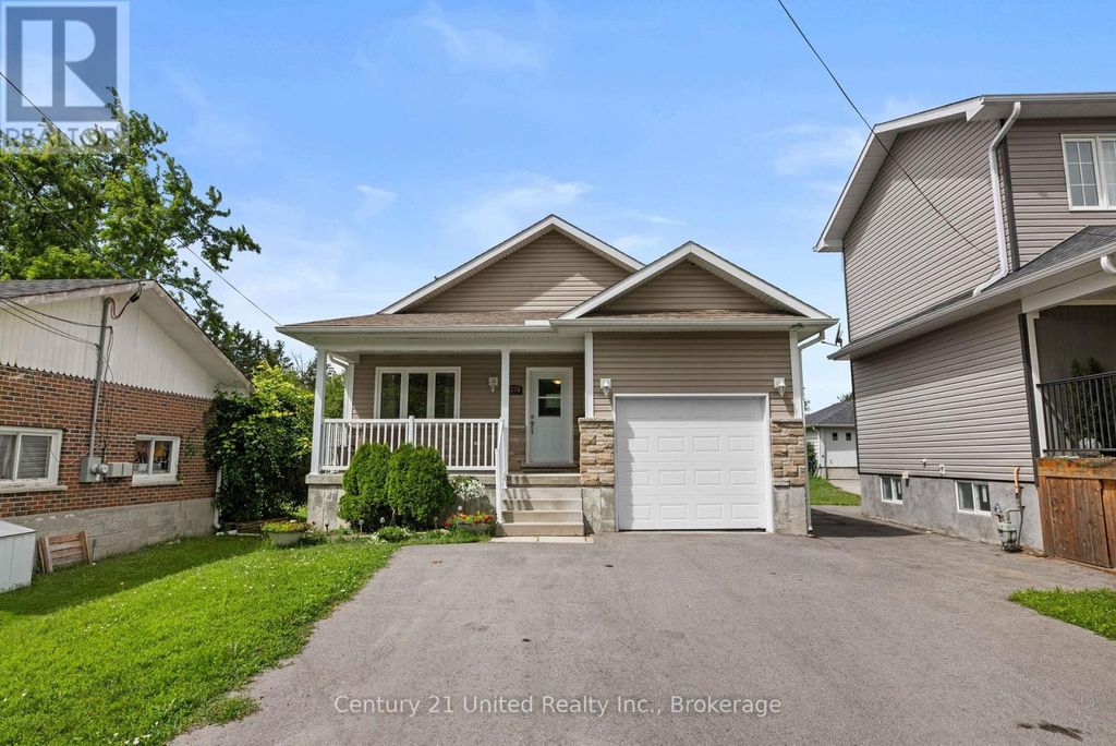127.5 Adelaide Street S, Kawartha Lakes (lindsay)
