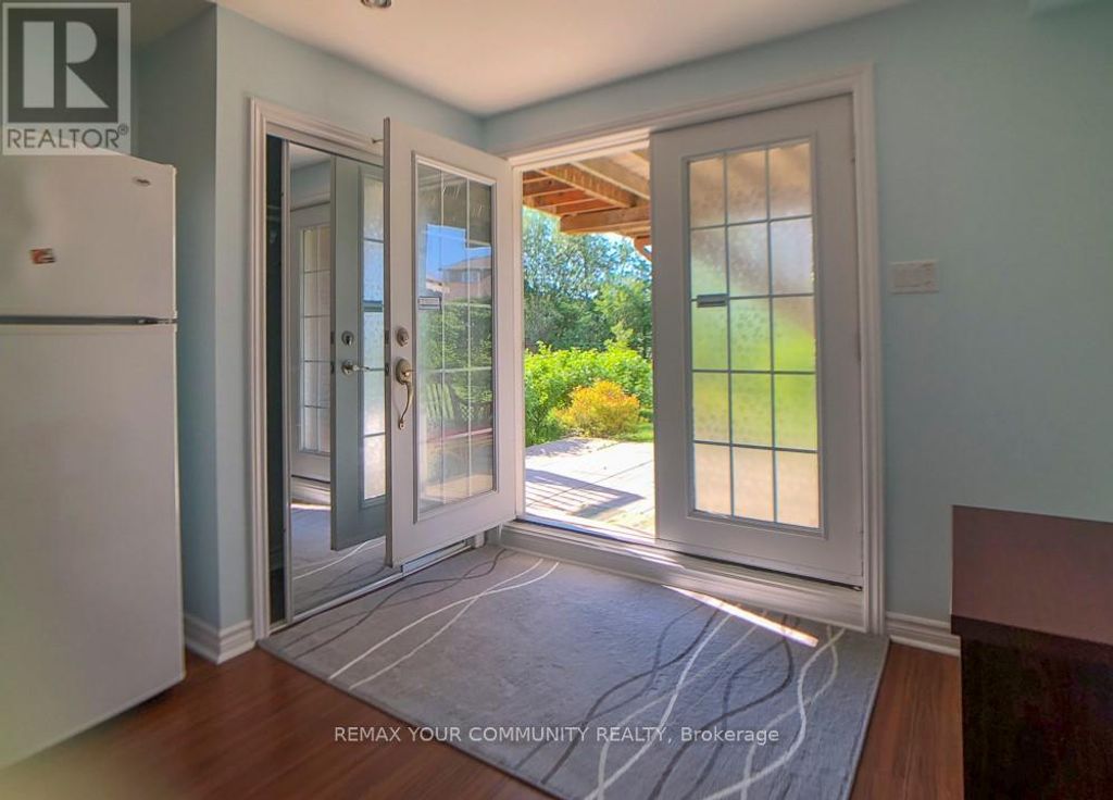 57 Old Orchard Crescent, Richmond Hill (rouge Woods)