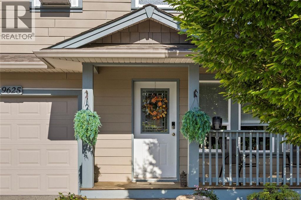 9625 Askew Creek Dr, Chemainus