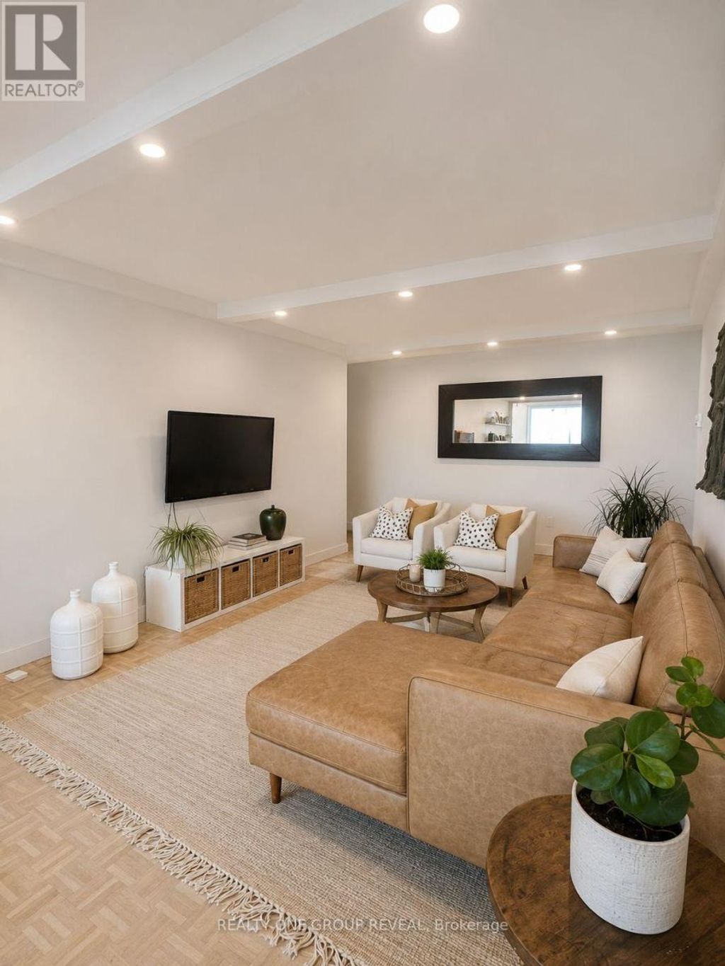 2605 - 3 Massey Square, Toronto (crescent Town)