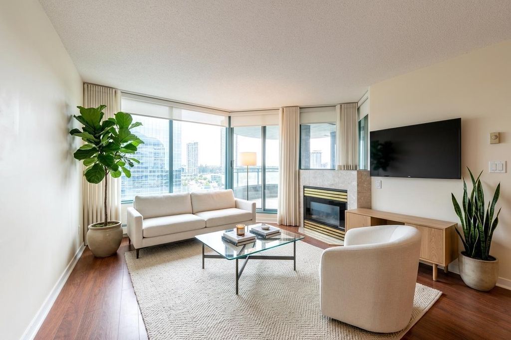 1608 13383 108 Avenue, Surrey
