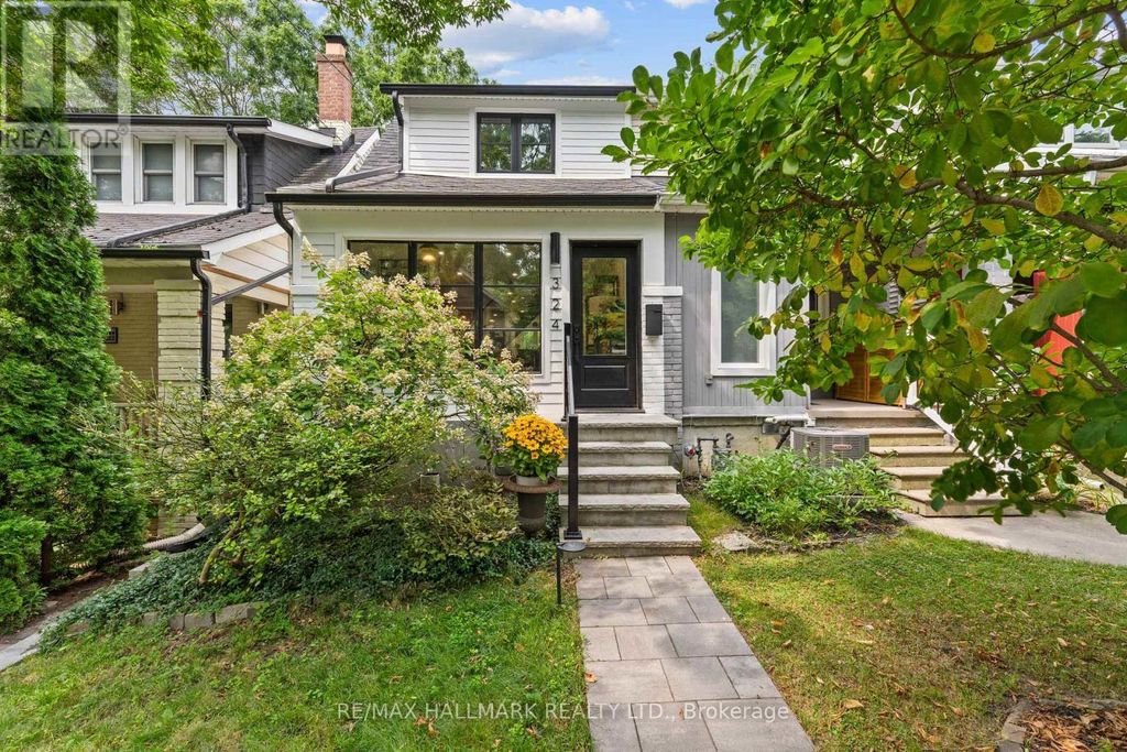 324 Kenilworth Avenue, Toronto (the Beaches)