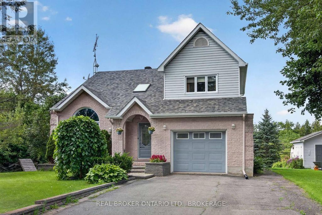3901 County 45 Road, North Glengarry