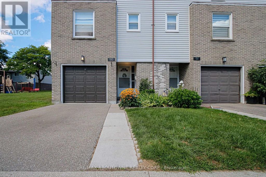50 - 2440 Bromsgrove Road, Mississauga (clarkson)
