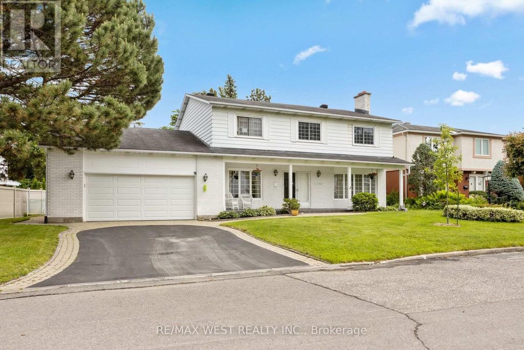1758 Rhodes Crescent, Ottawa