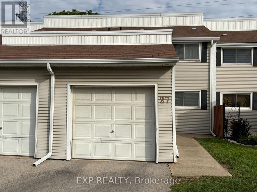 27 - 7001 Casey Street, Niagara Falls (casey)