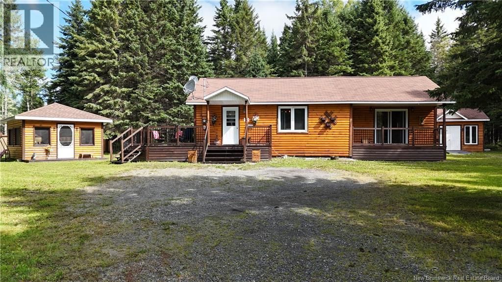 482 Valcourt Road, Saint-Quentin