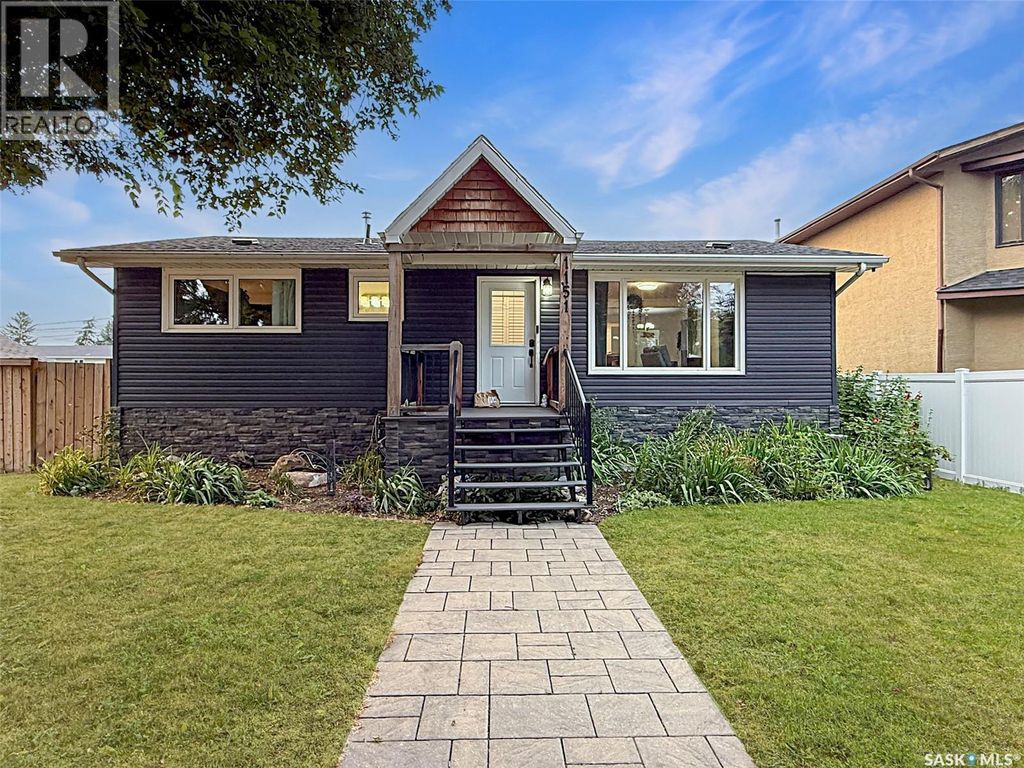 1151 Chaplin Street E, Swift Current