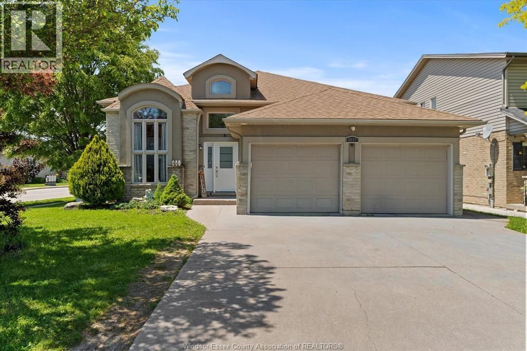 4697 Helsinki Crescent, Windsor