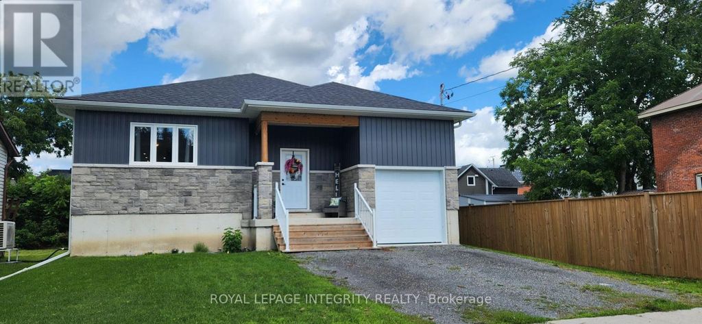 6 Union Street, Lansdowne Village