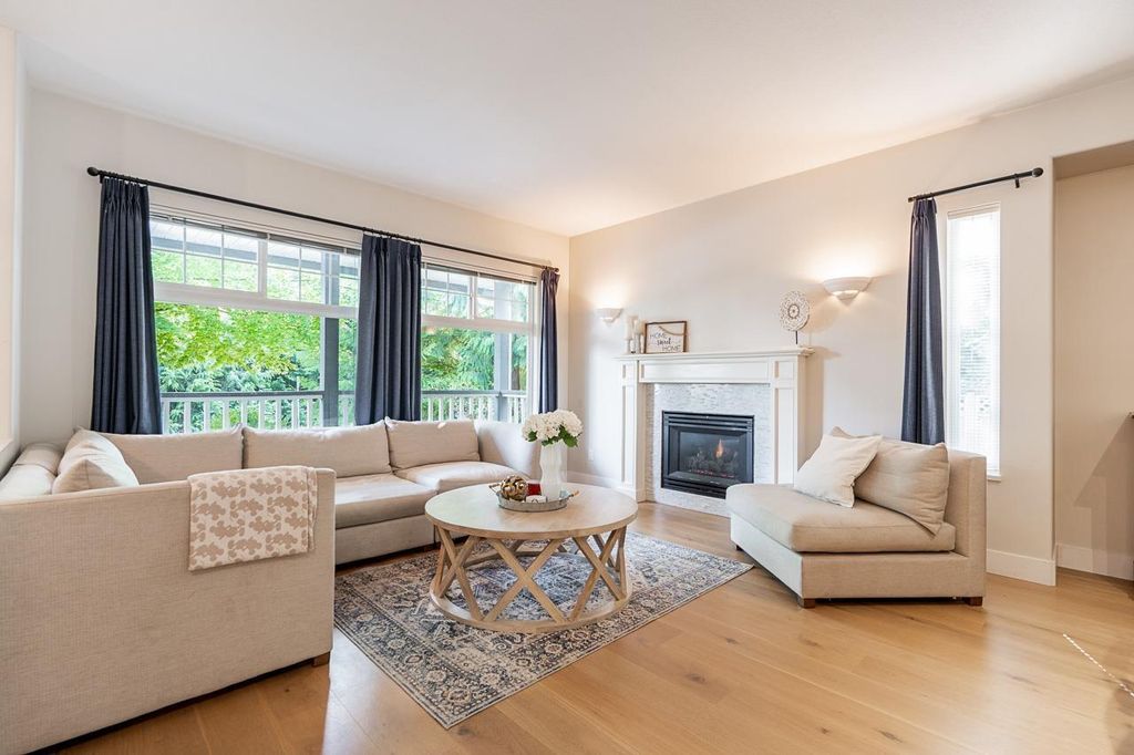 21215 43 Avenue, Langley