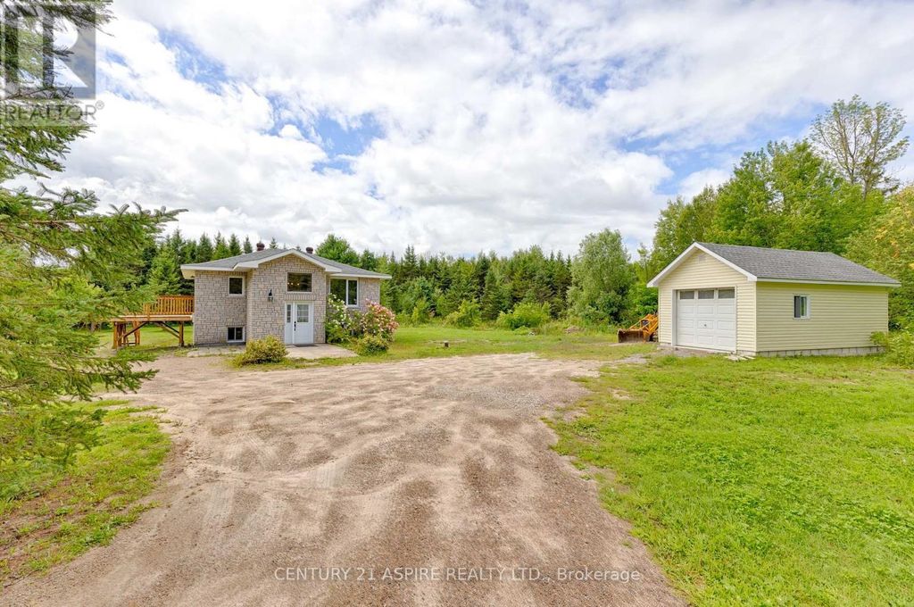 1549 Zion Line, Whitewater Region