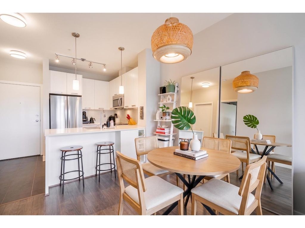 405 15388 105 Avenue, Surrey