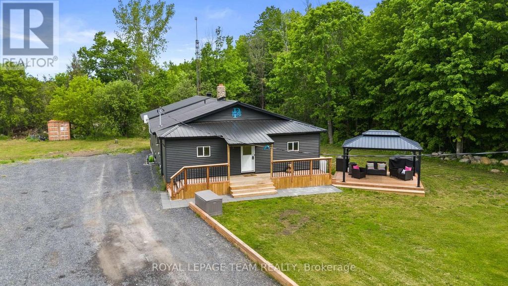 16509 Cedarvale Road, North Stormont