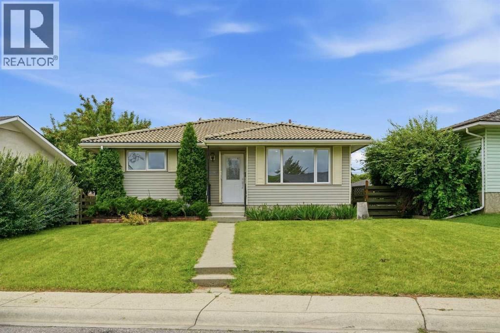 52 Penedo Place Se, Calgary
