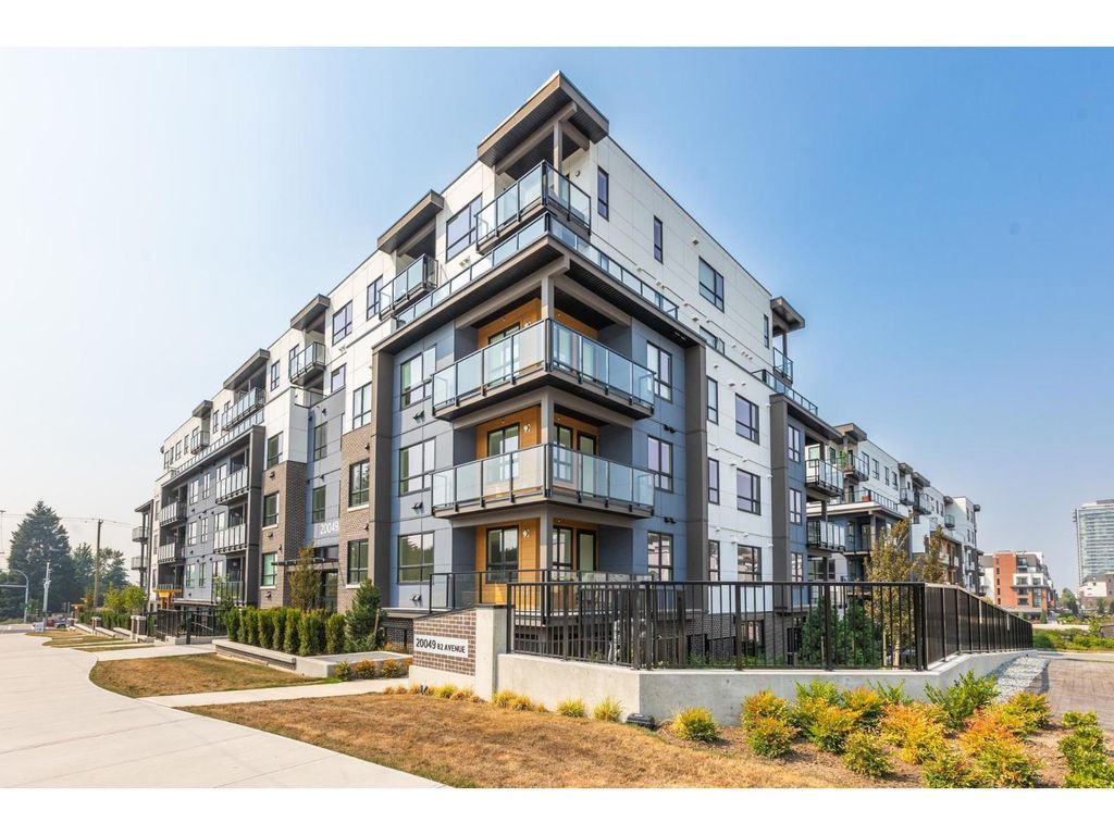 B306 20049 82 Avenue, Langley
