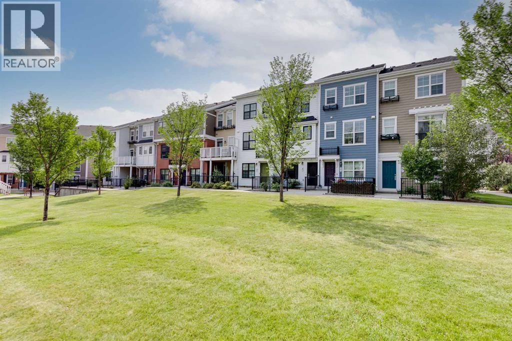 42 Sherwood Row Nw, Calgary