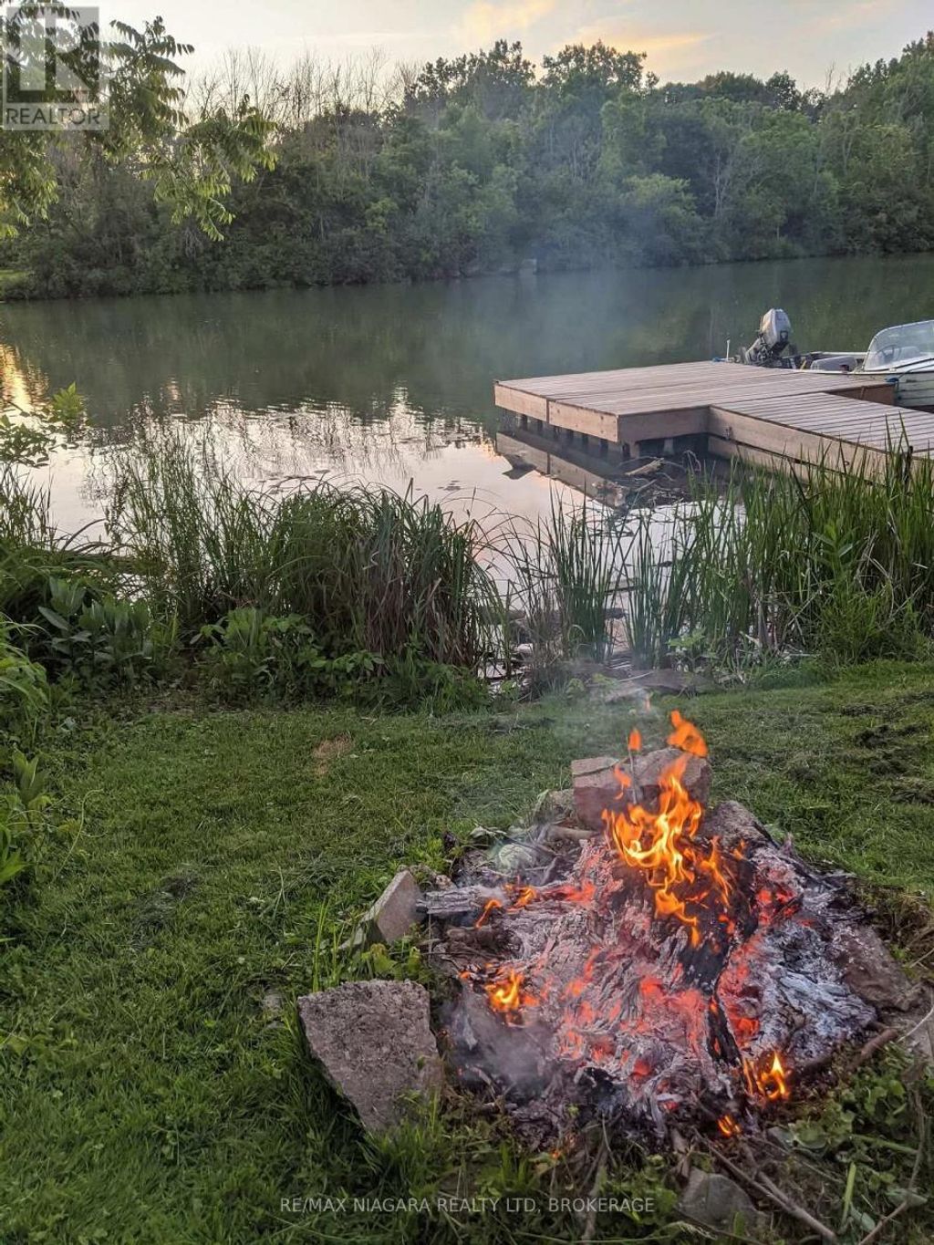 70 Riverside Drive, Welland (broadway)