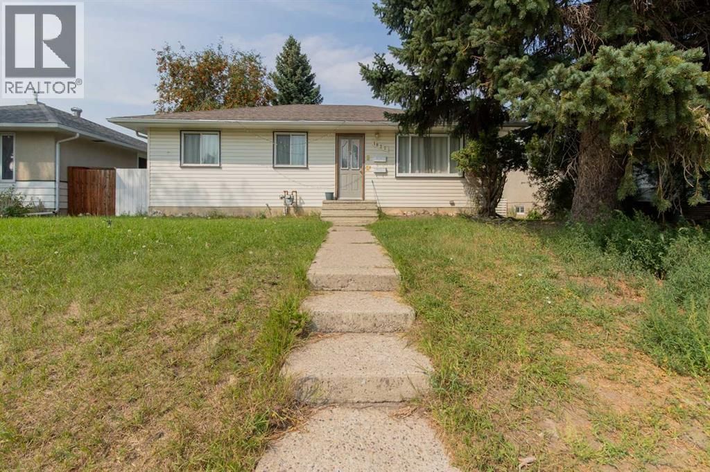 1827 16 Avenue S, Lethbridge