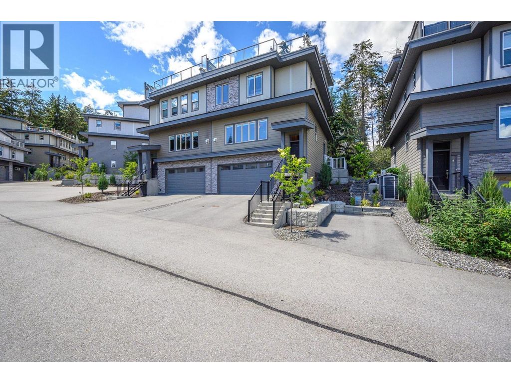 2893 Robinson Road Unit# 7, Lake Country