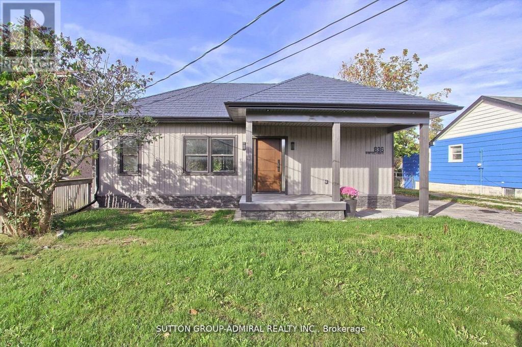 836 Montsell Avenue, Georgina (historic Lakeshore Communities)