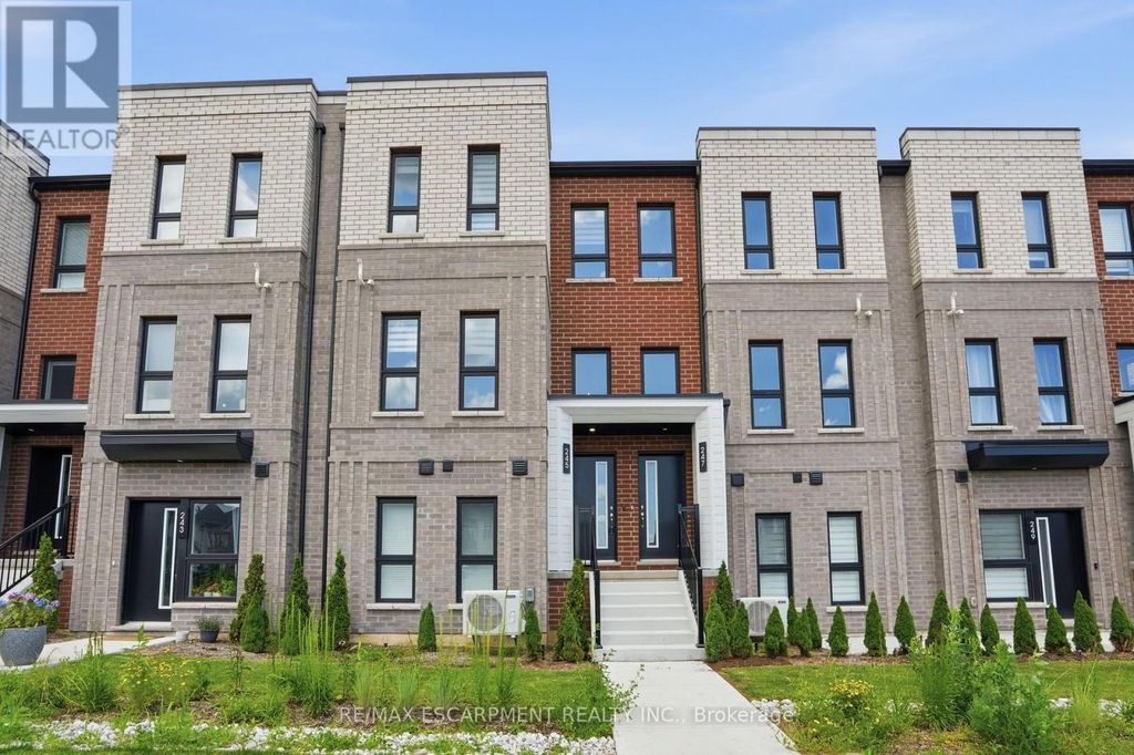 245 Burke Street, Hamilton (waterdown)