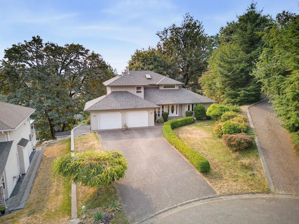8630 Sunburst Place|chilliwack Mountain, Chilliwack