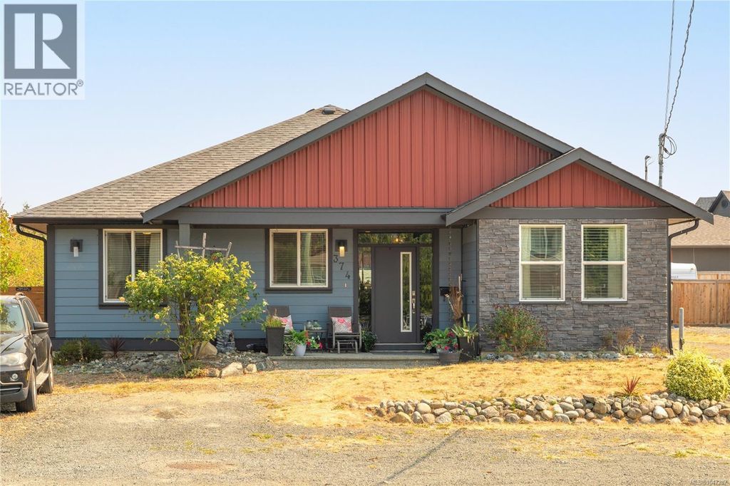 374 Shepherd Ave, Nanaimo