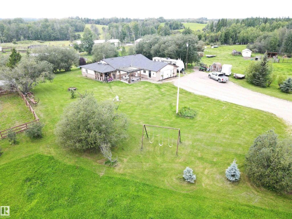 49424 Range Road 55, Rural Brazeau County
