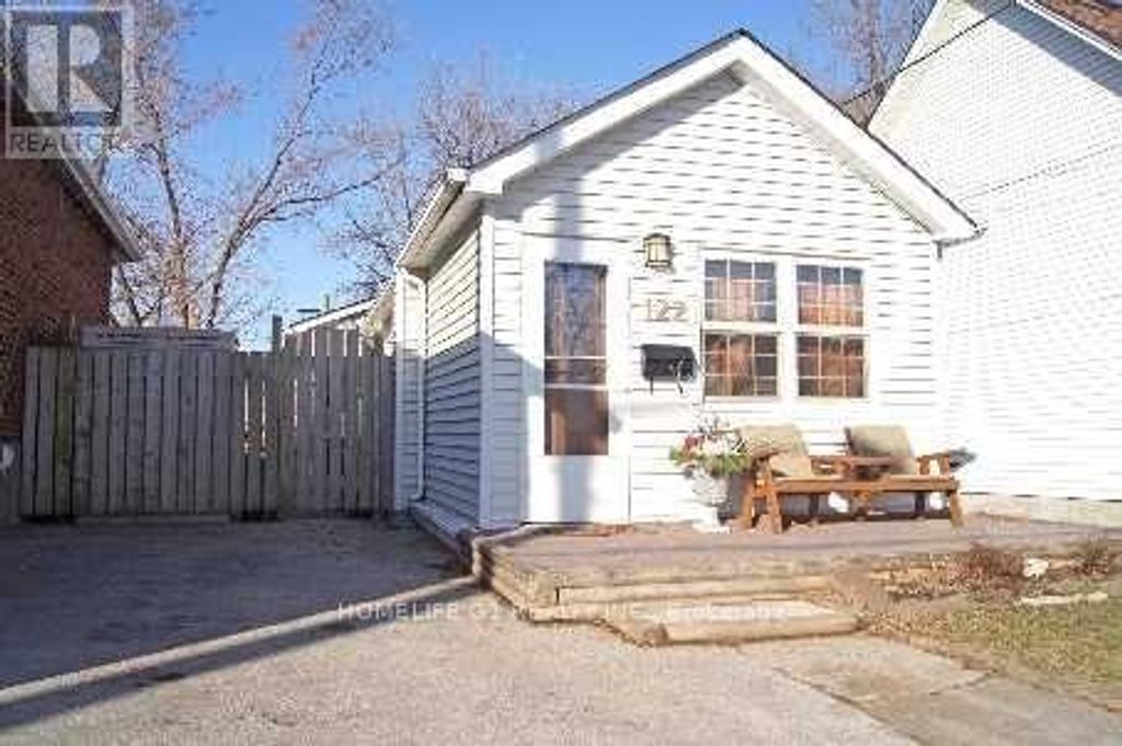 122 Harding Boulevard, Toronto (birchcliffe-Cliffside)