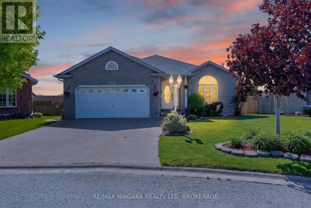 4457 Kathleen Crescent, Niagara Falls (ascot)