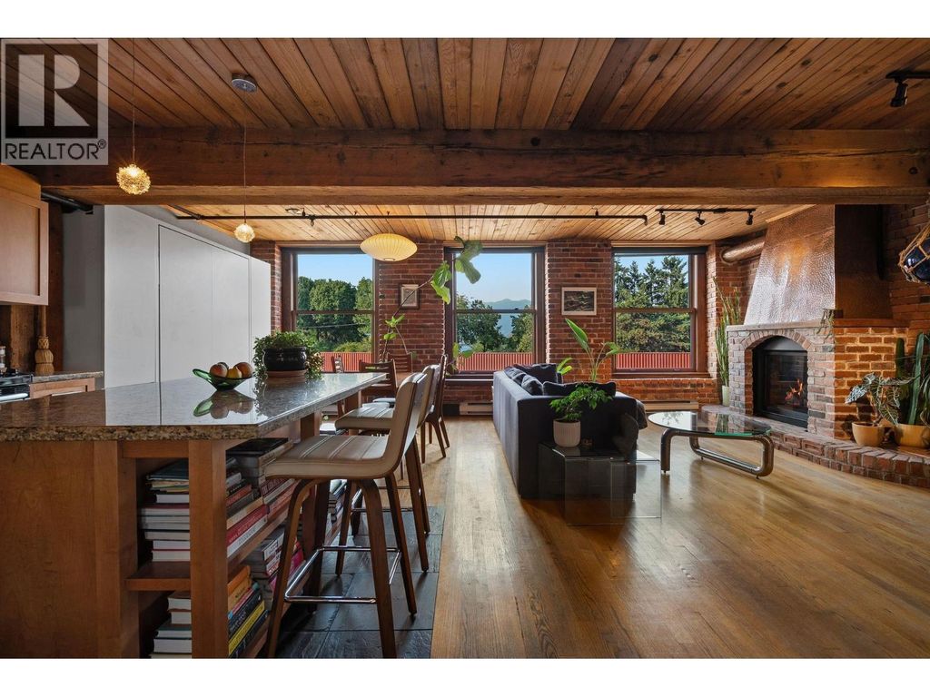 305 41 Alexander Street, Vancouver