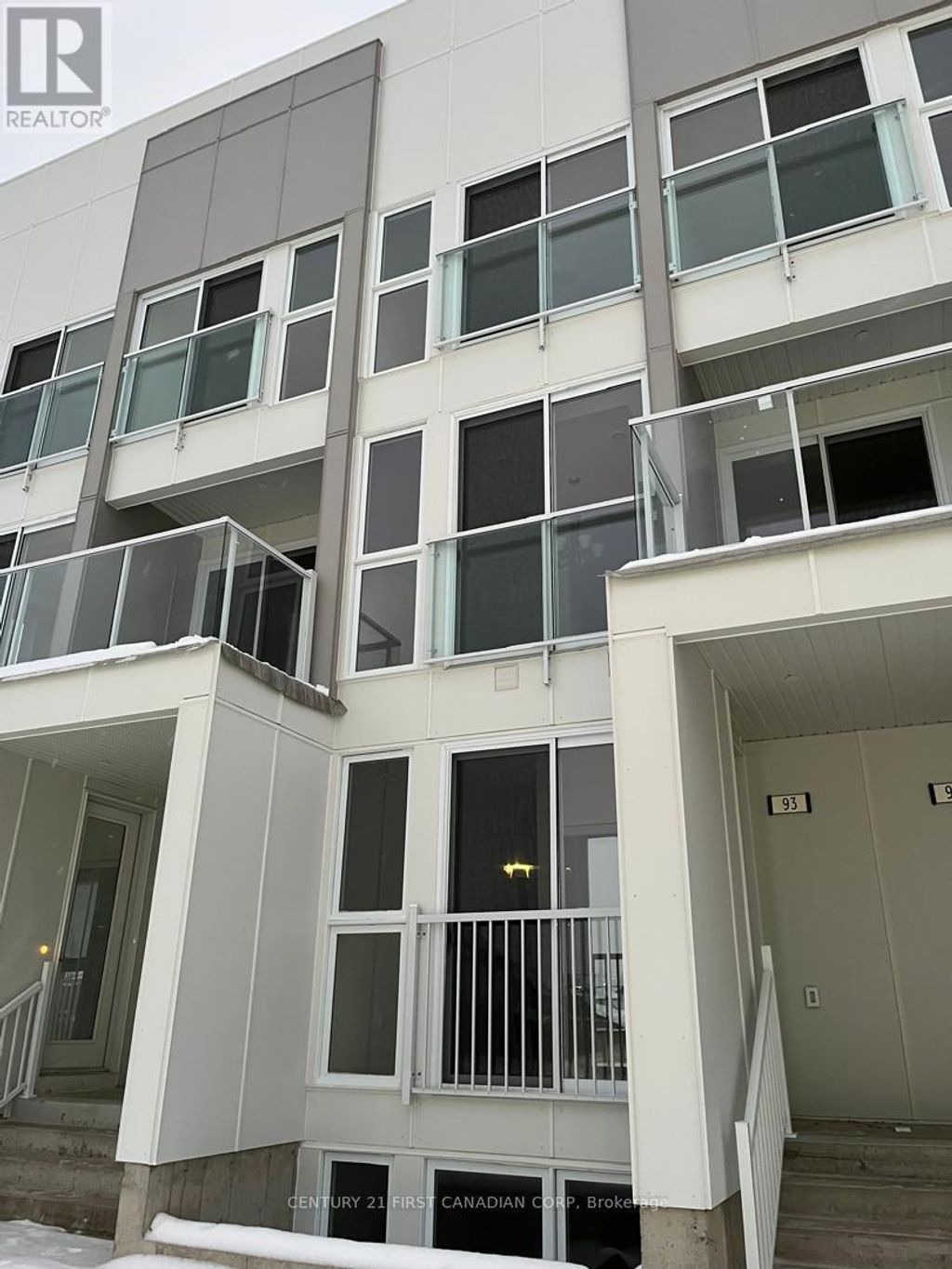 93 - 234 Edgevalley Road, London North (north E)