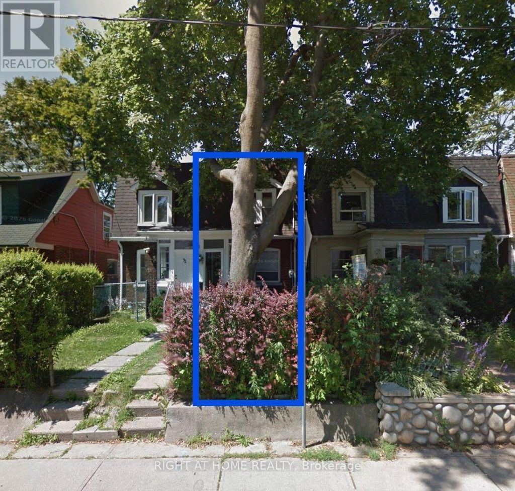 74 Ashdale Avenue, Toronto (greenwood-Coxwell)
