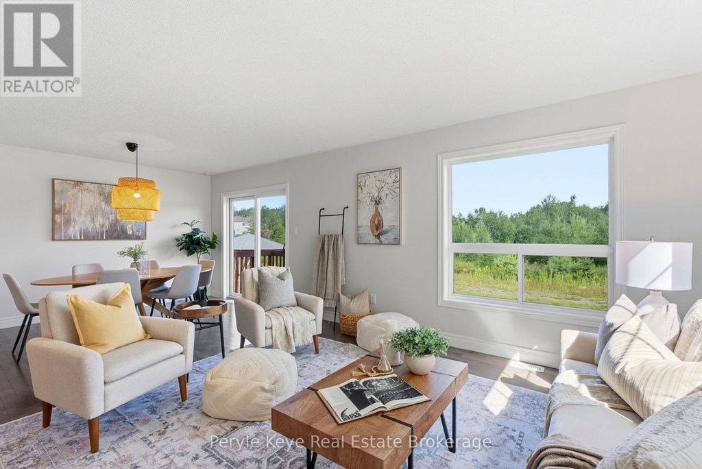 81 Douglas Drive, Bracebridge (macaulay)