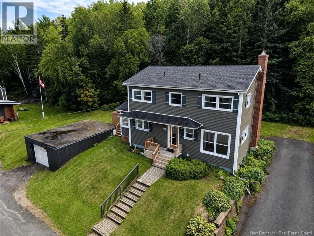 512 Riverview Street, Dalhousie