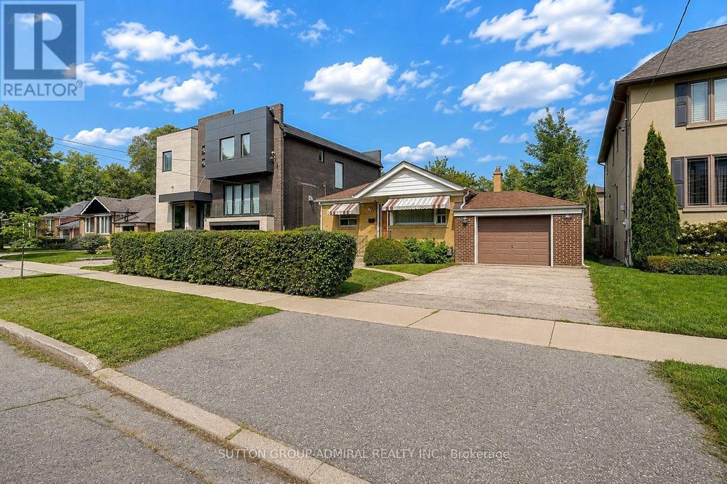 78 Invermay Avenue, Toronto (clanton Park)