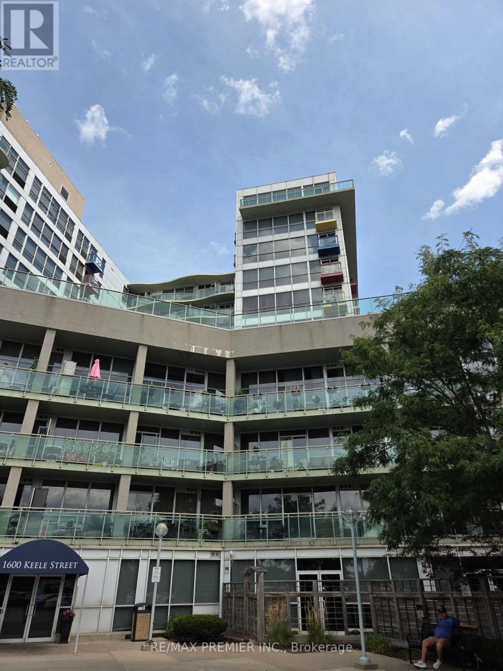 819 - 1600 Keele Street, Toronto (keelesdale-Eglinton West)