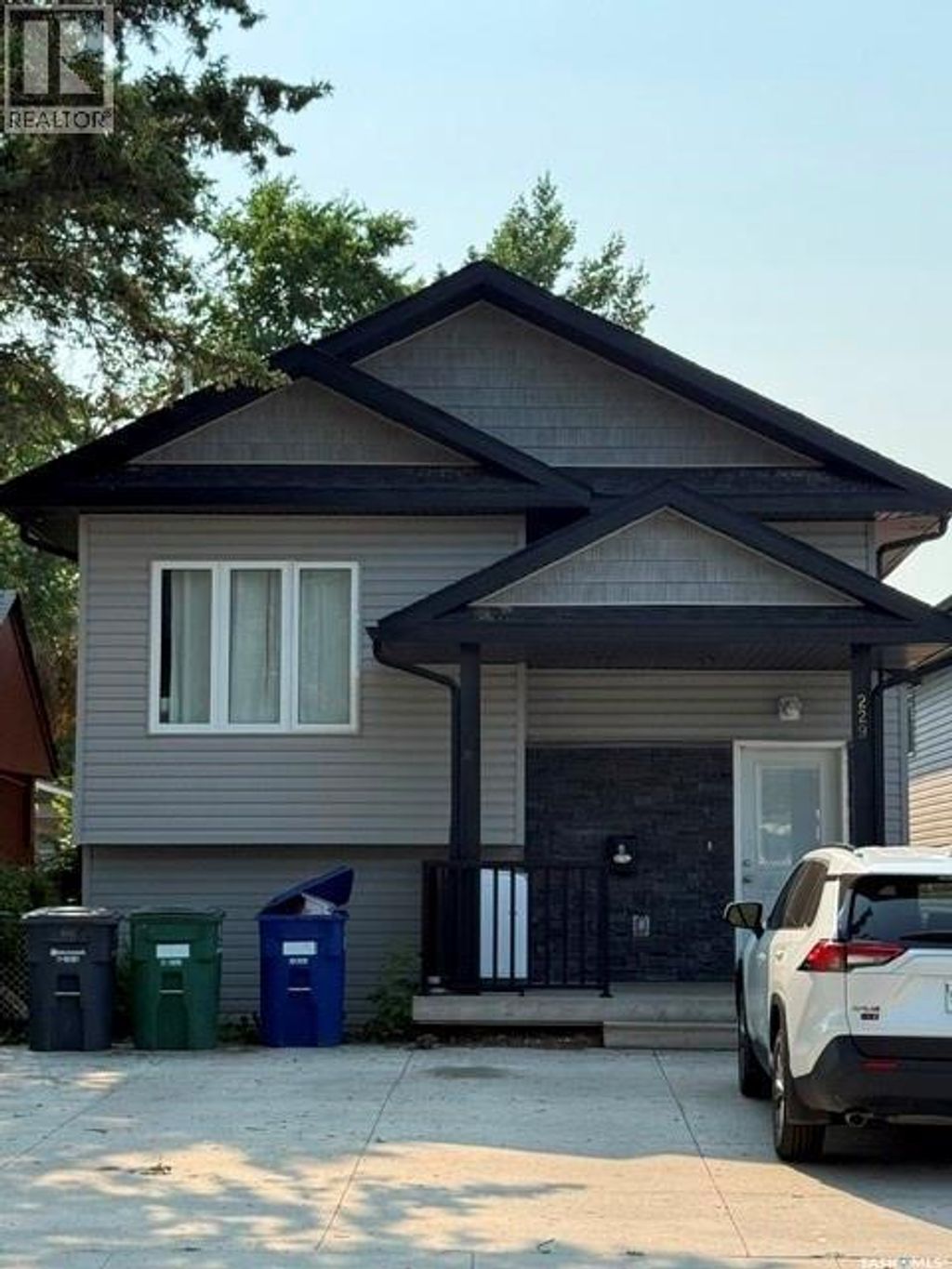 229 S Avenue N, Saskatoon