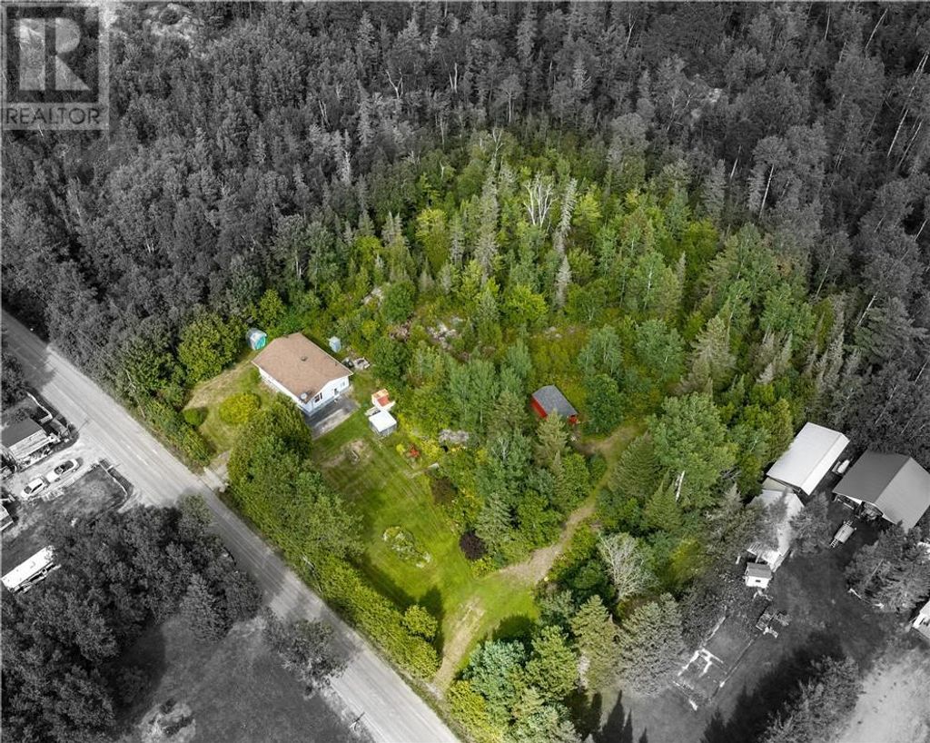 2504 Red Deer Lake Road N, Wahnapitae