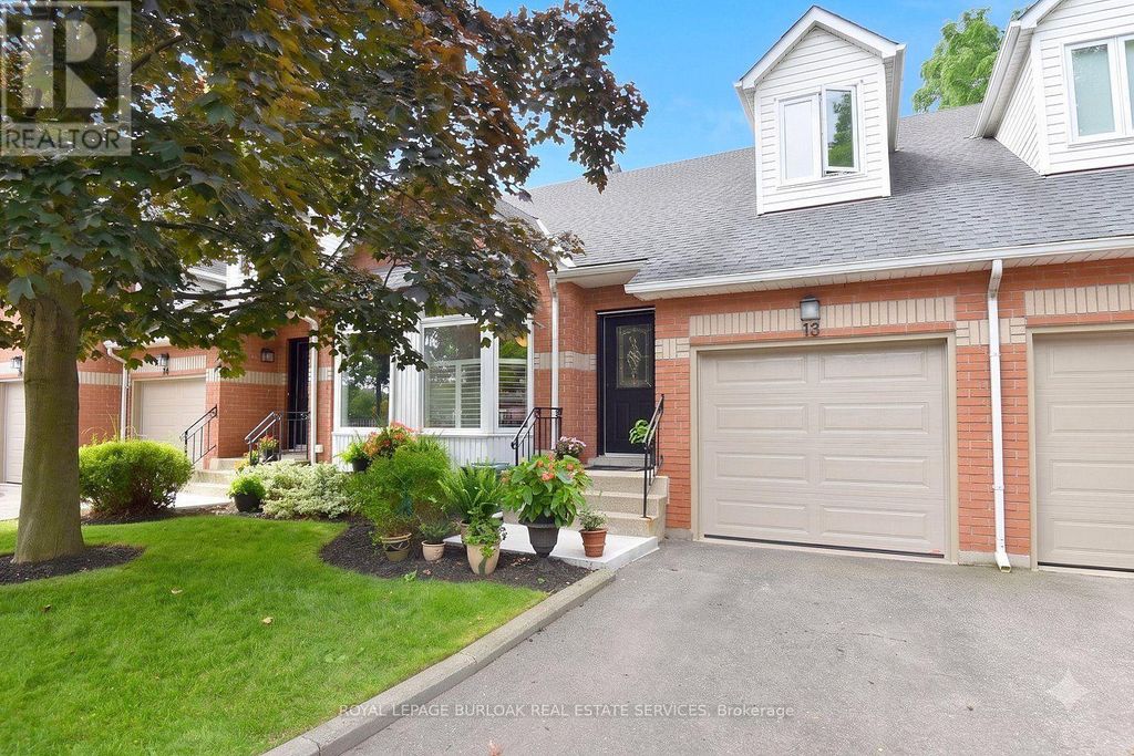 13 - 476 Walkers Line, Burlington (roseland)