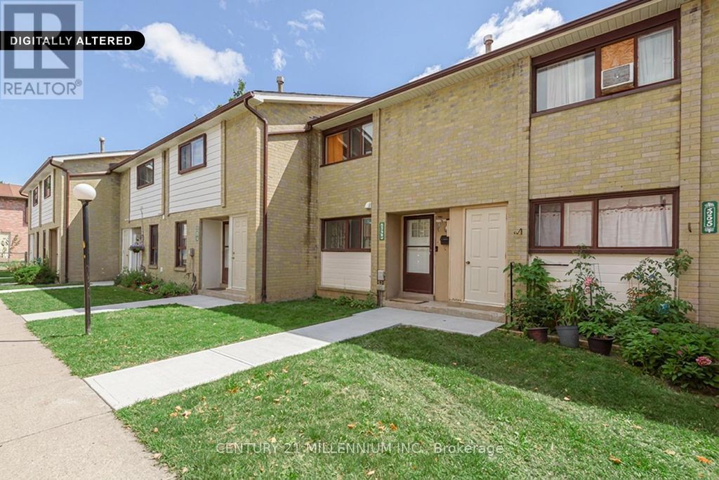 336 Fleetwood Crescent, Brampton (southgate)