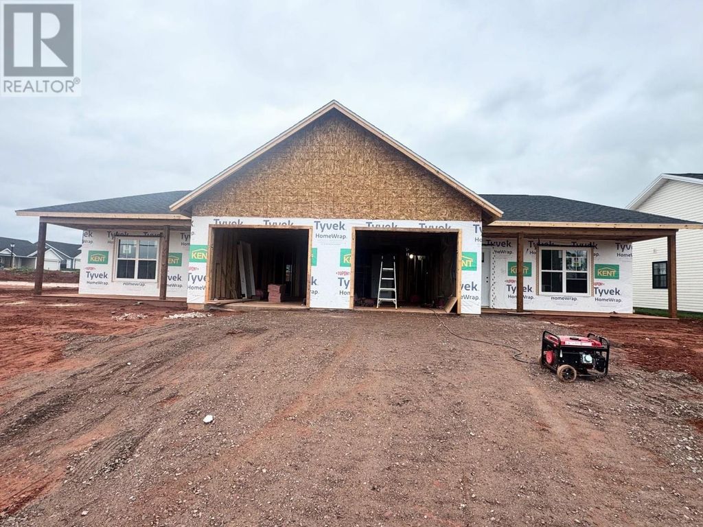 381 Norwood Drive, East Royalty
