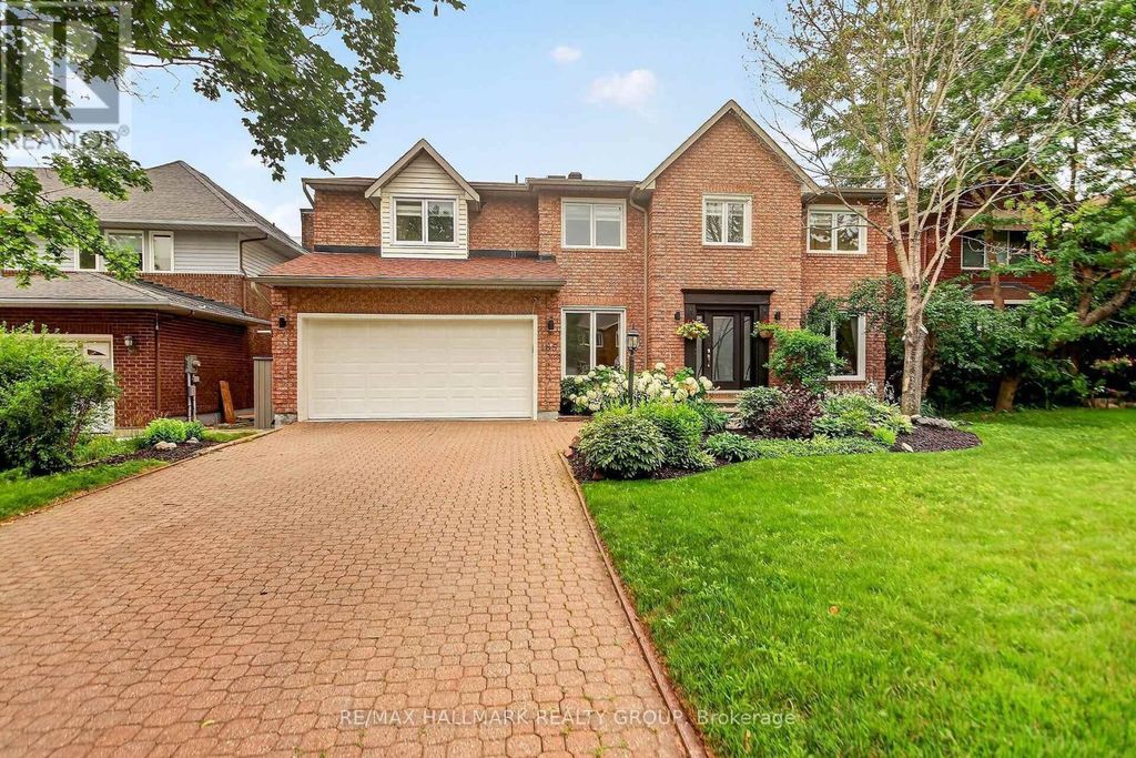 185 Knudson Drive, Ottawa