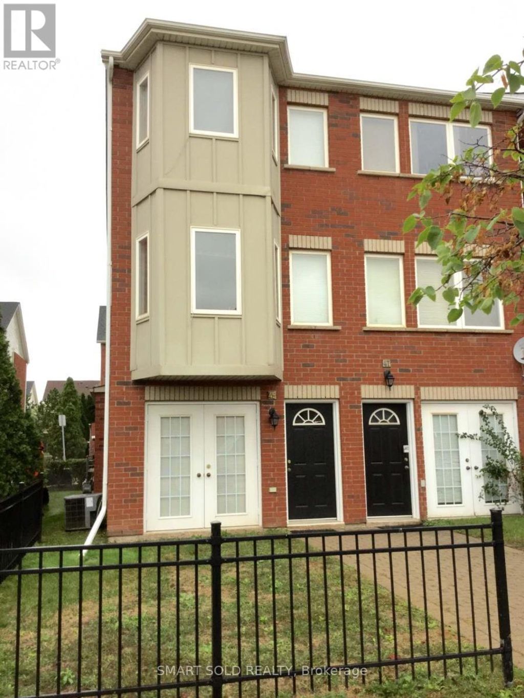 45 - 1751 Lampman Avenue, Burlington (uptown)